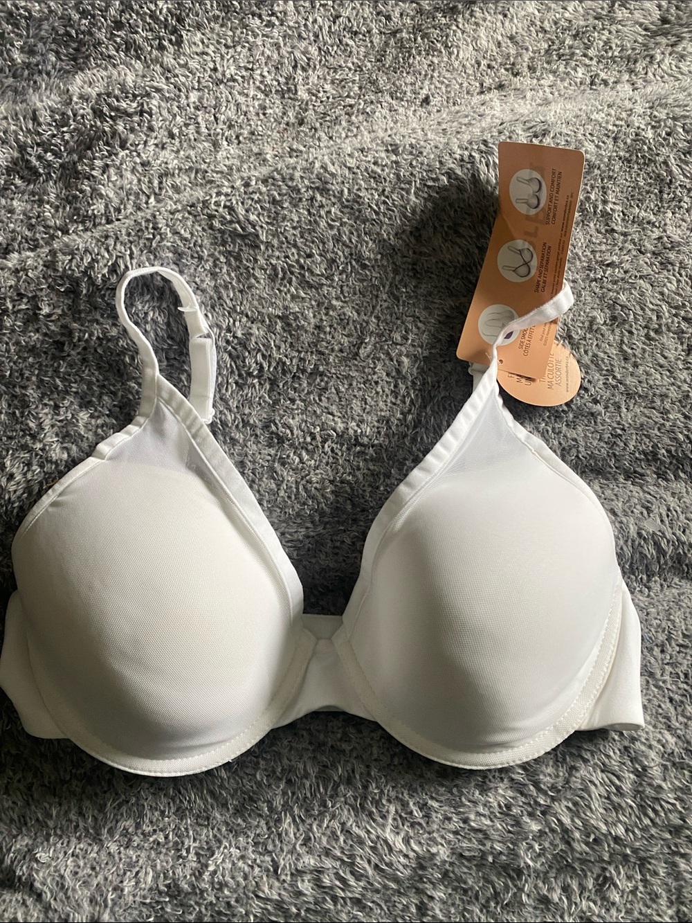 Wonderbra White T-Shirt Bra - Smooth Lightly Padded Cups